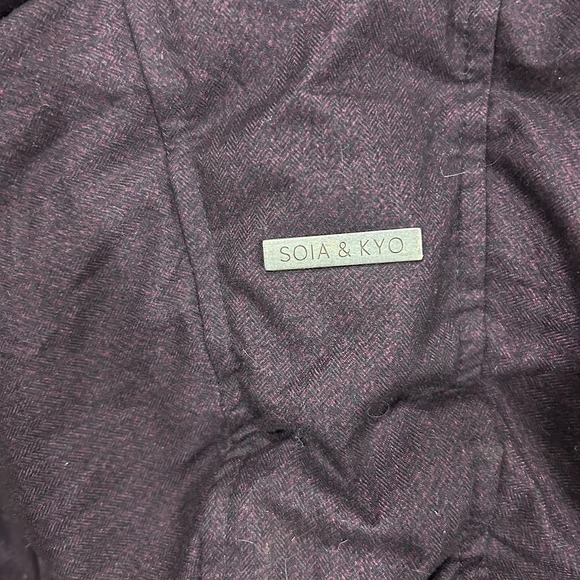 SOIA & KYO Jacket Women's L RARE Plum Purple Down Feathers Puffer Hooded Coat - Picture 9 of 15